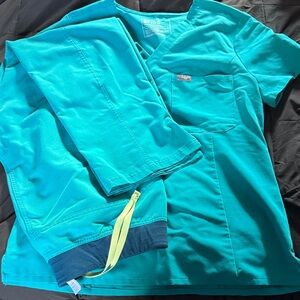 Figs Teal Scrub Set with Navy Accents